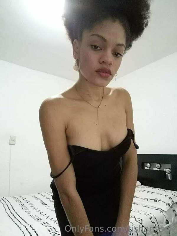 I wanna sext and cum 💦
