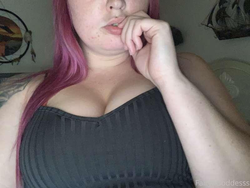 lolaxpeach image #1