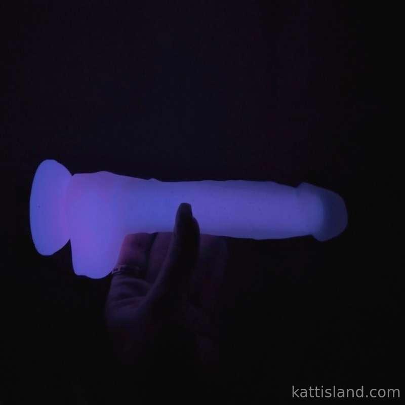kattinthehatfree image #1