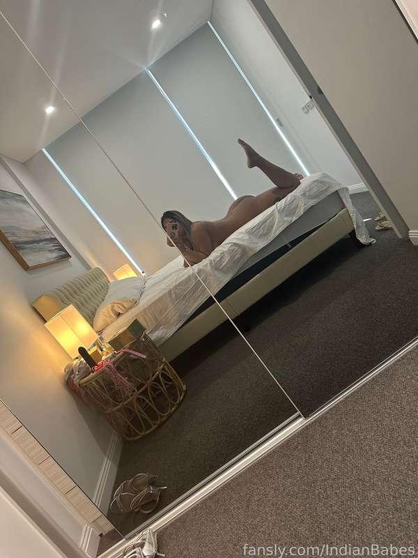 Hi September who wants to be my Paypig 😈🫶🏽🫶🏽