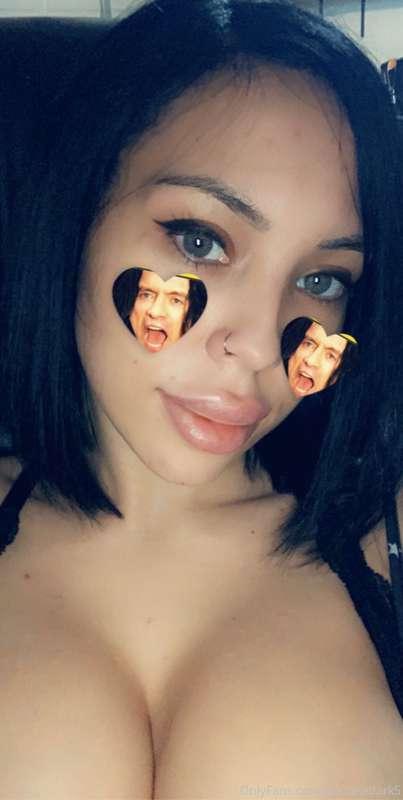 This is hands down the most epic Snapchat filter. Points if ..