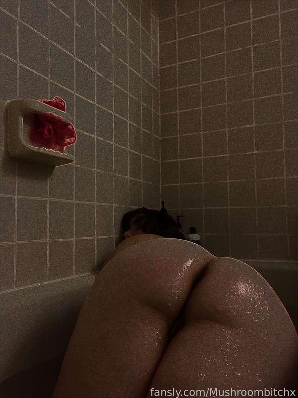 mushroombitchx image #8