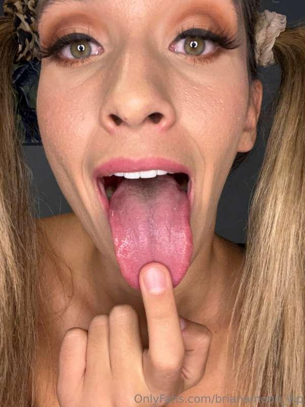Quiero ver tu polla y hacerte un Dick rate, envíame un mensa..