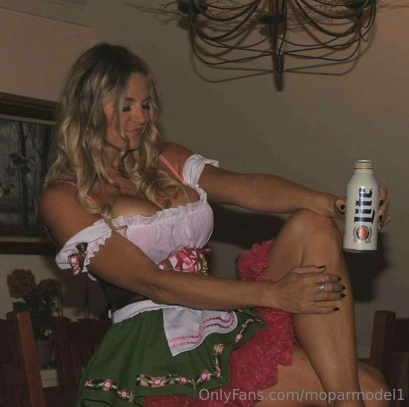 Happy National Drink Beer day!! 🍻🍺