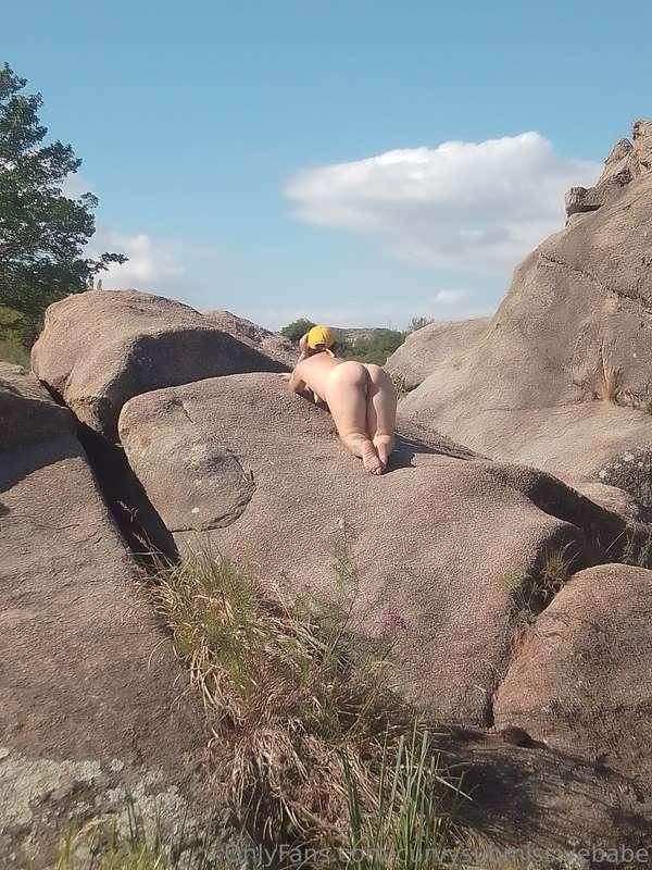 #My bigger ass 🍑🍑🍑🍑