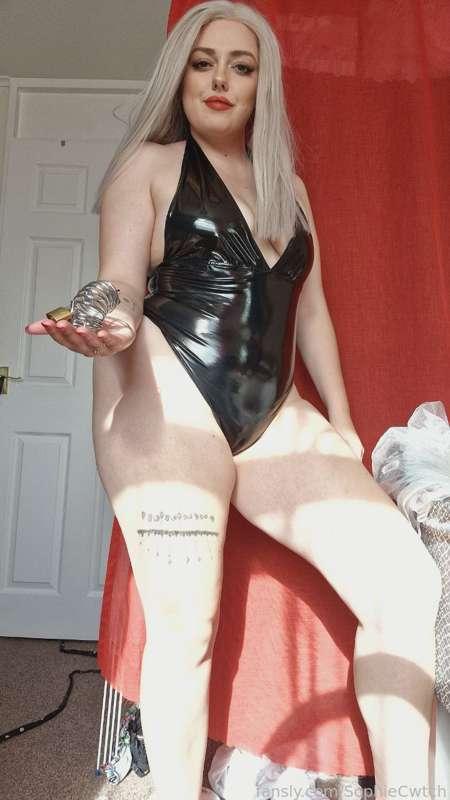 sophiecwtch image #0