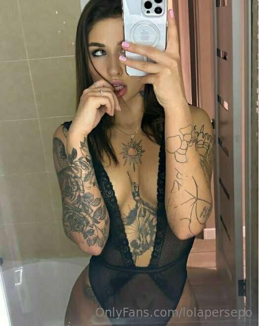 Night butterfly @sandra_cute1 🦋             with a tight pus..