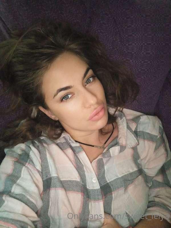 𝗛𝗲𝗹𝗹𝗼 𝗲𝘃𝗲𝗿𝘆𝗼𝗻𝗲😉 𝗜 𝘄𝗶𝘀𝗵 𝘆𝗼𝘂 𝗮𝗹𝗹 𝗮 𝗛𝗮𝗽𝗽𝘆 𝗡𝗲𝘄 𝗬𝗲𝗮𝗿  🎆🎄🤗𝗜 𝘄𝗶𝘀𝗵 𝘆..