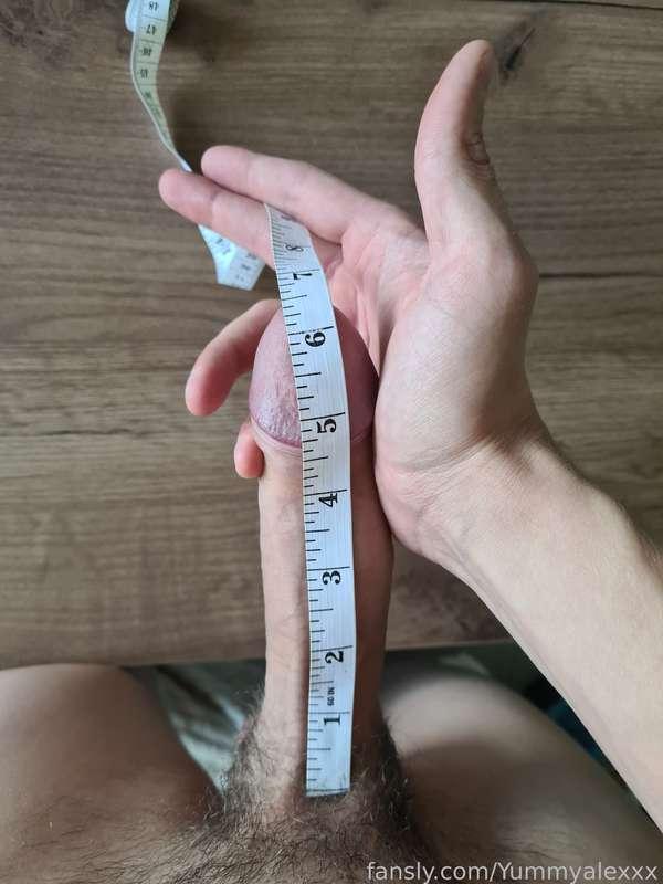 Recently I was asked by many people about size of my cock, here is the actual measurements (in lenght used cm and inches, in circle only cm)

#cocksize