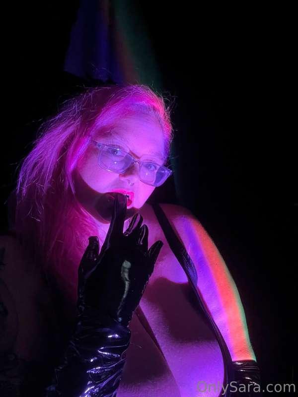 sarastarxxx image #3