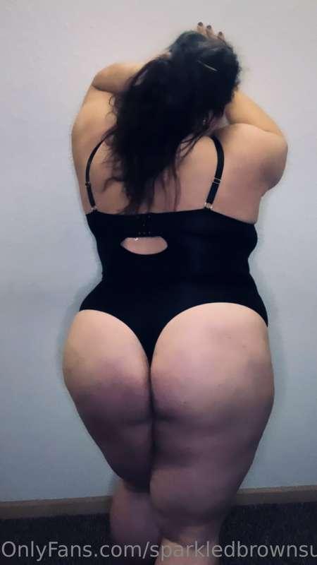 🍑 Hump Wednesday 🤭