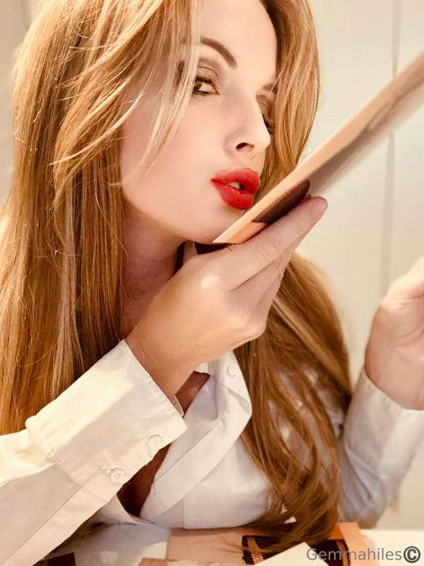 💋