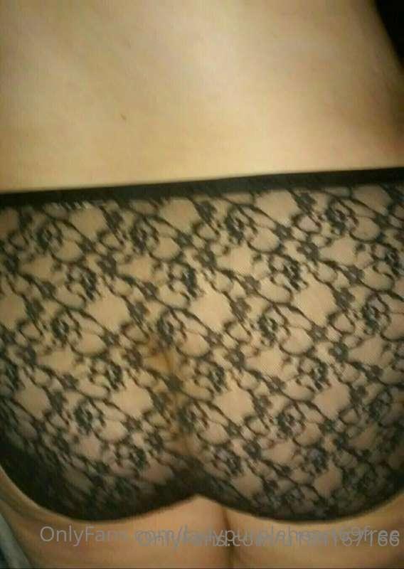 Lacey panties.. mmmmmm.