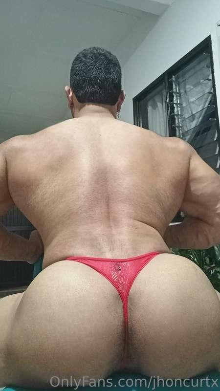 I take your milk with my ass daddy? 😏🍑