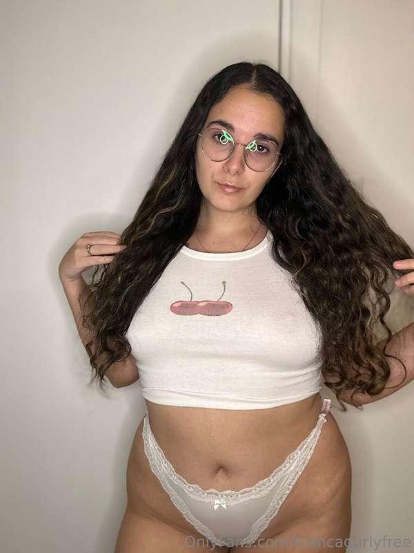 Devrais je faire un wet tshirt? 💦