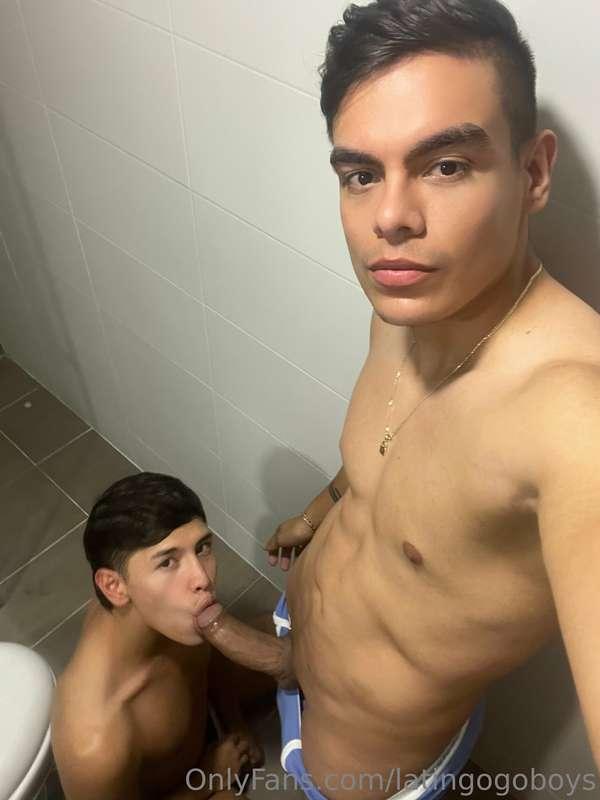 Give me your big dick… my mouth want to show you his skills🤤