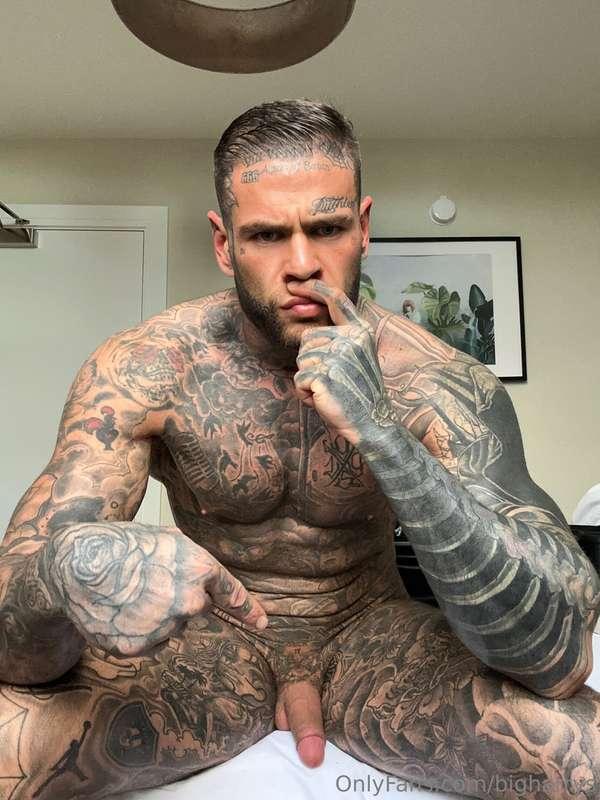 Come wake it up then bitch 🤪😈