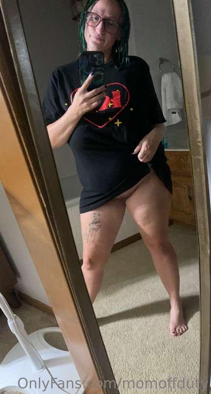 Who’s giving the good night kisses tonight?