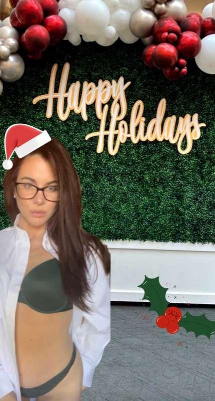 Free trials upI dare you to sub anyway It’s the holidays and..