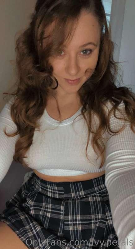 Who wants to play? I’ll be online all day 🥰😊