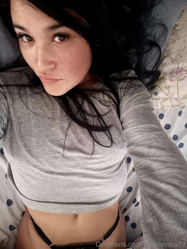 Good morning love. Come to bed with me. ❣️