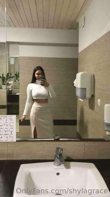 I know how to make you happy, and I will😘