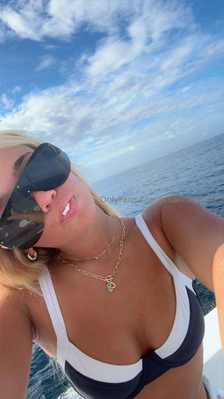 Wildest dreams come true 🌊🏝️