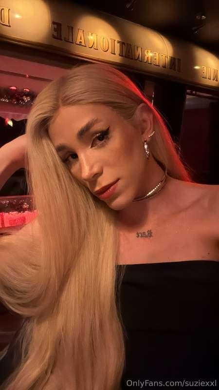 This is how I would look at you while we're having dinner 🤭 ..