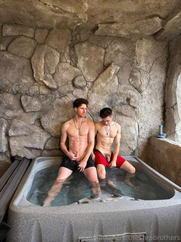 Bubbles, bros, and bad ideas. 😉5 pics