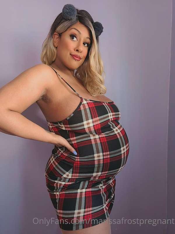 Bump or boobs ?