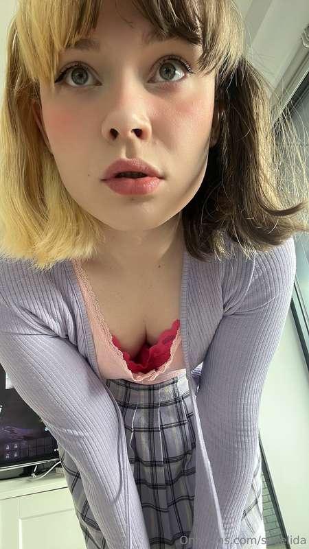 Let me help your Sunday blues baby 