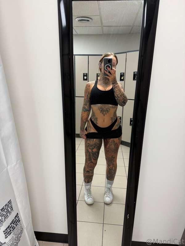 Wanna see how I wash the sweat off? Don't miss my NEW VIDEO ..