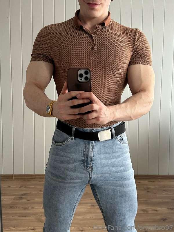 Clothes are fitting nicely on the muscles