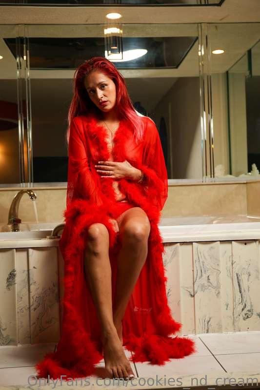 No better way to start your December

@lustfantasiesworldvip