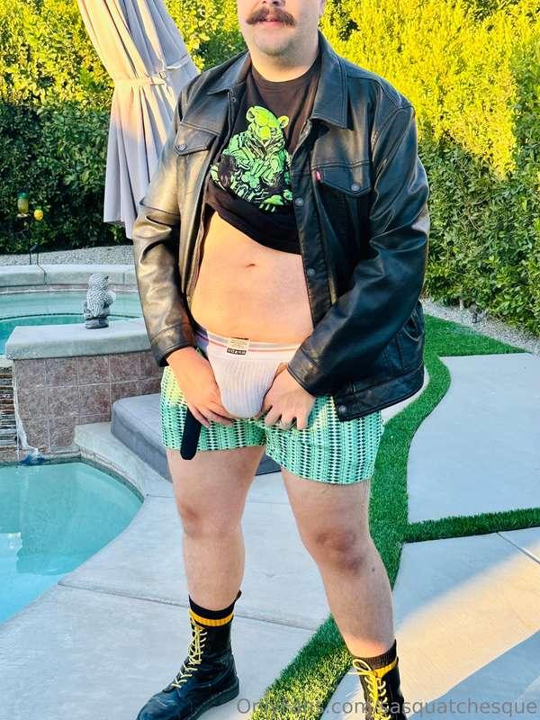 sasquatchesque image #9