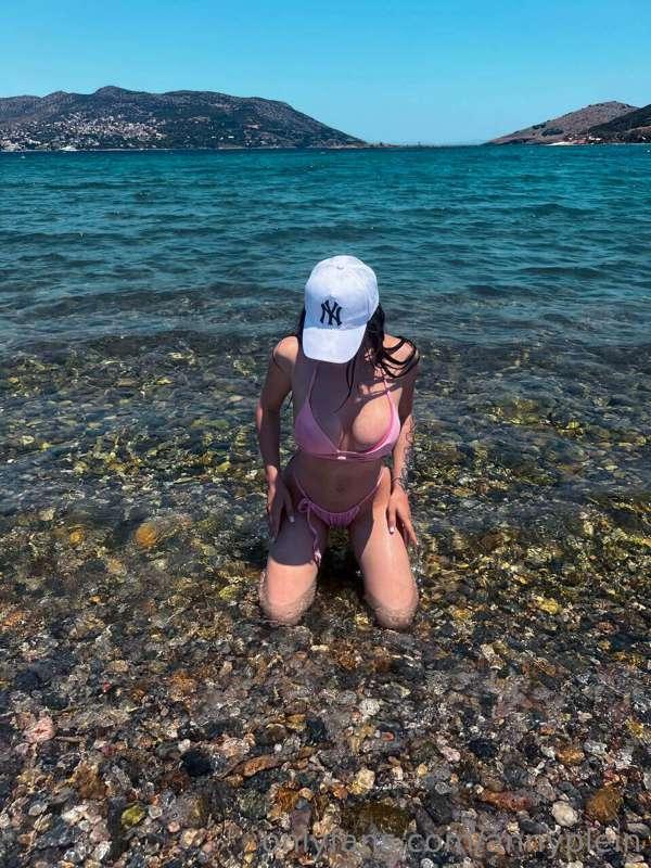 Pebble beaches in Greece are love ❤️