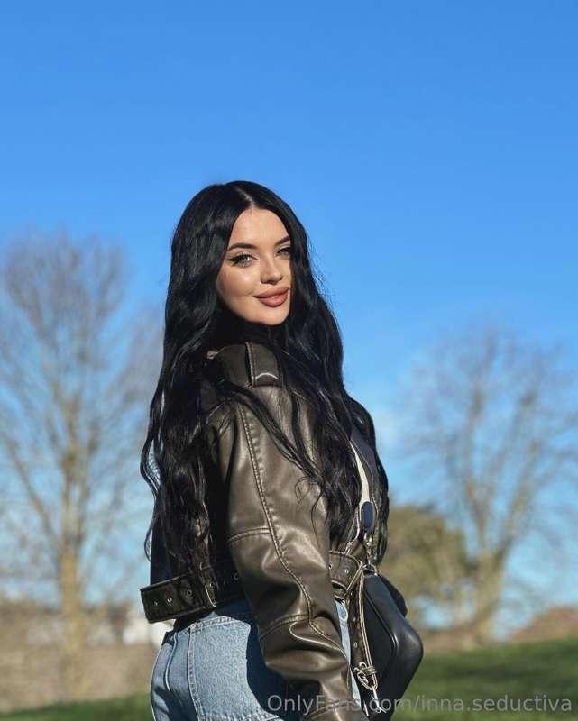 I want sunshine and long walks in the fresh air already ☀️🚶‍..