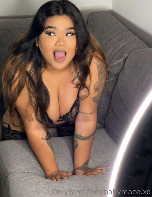 Can you tell me what I’m thinking? 😈