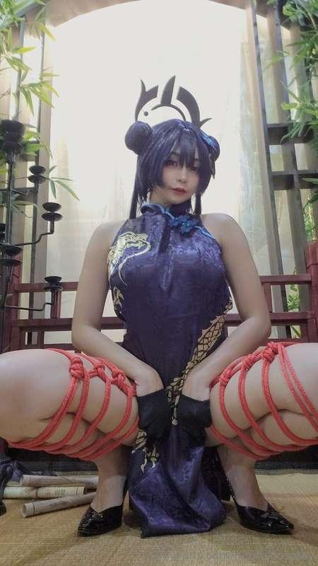 kisaki  with shibari on legs
7$ for uncensored