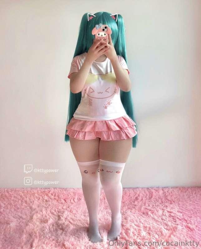 HIII MY LOVES <33 i took a little break from nsfw for a litt..