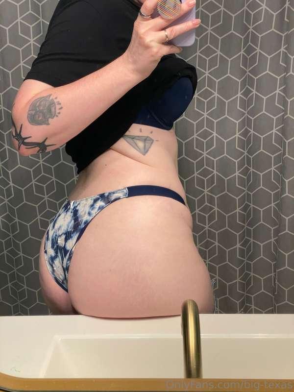 Sneaky selfies at work🥰