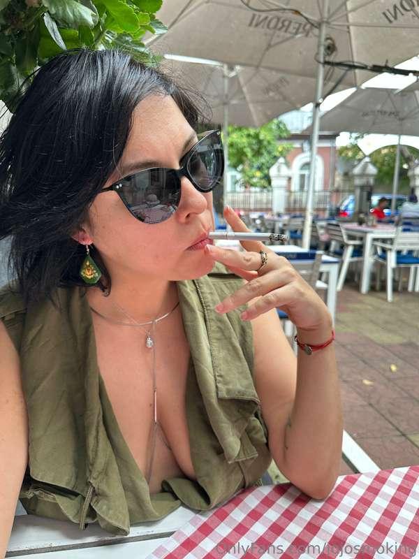 jojosmoking image #0