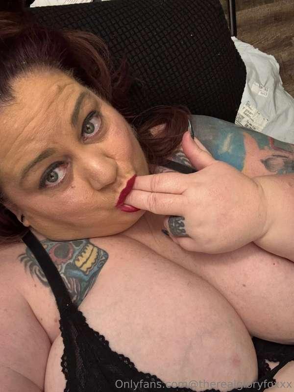 therealgloryfoxxx image #1