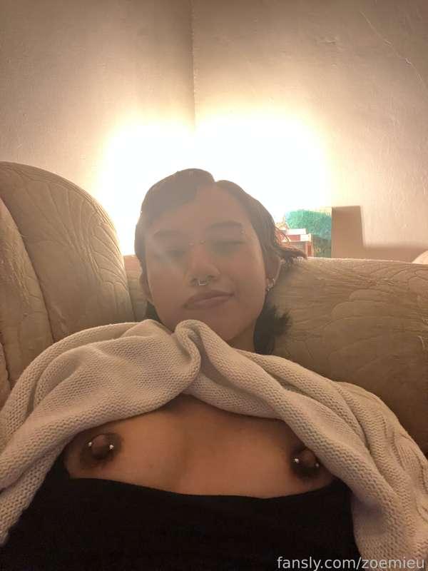 zoemieu image #1