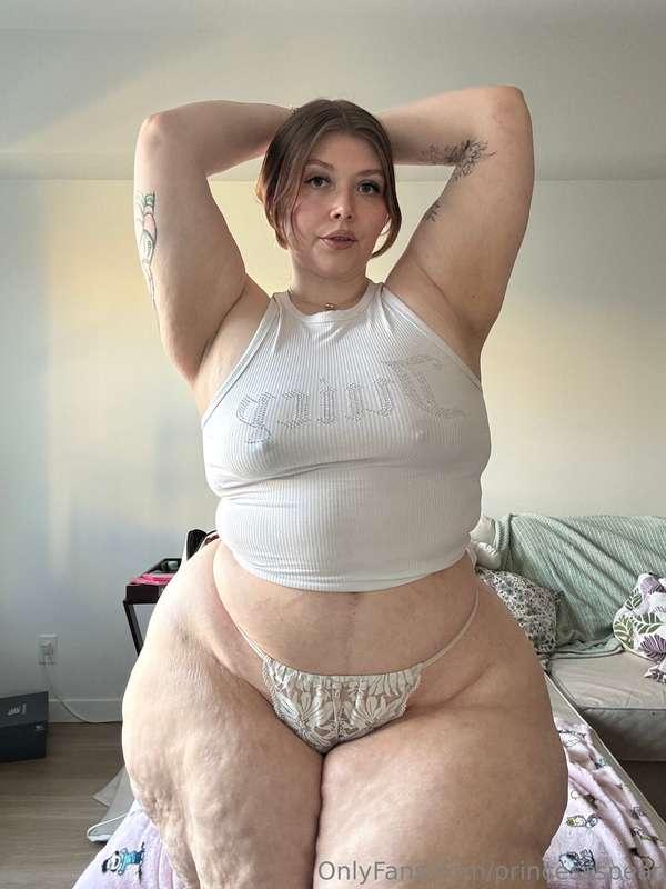 Took a bunch of pics of me bent over yesterday that I though..