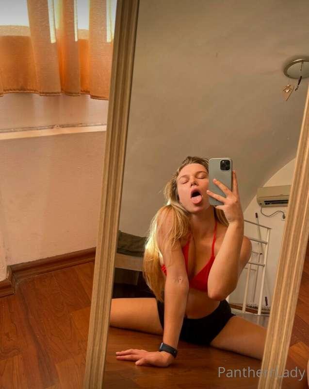 I don't like spending evenings alone, do you?❤️ after drinki..