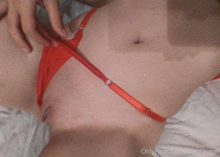 See on my little pussy😜