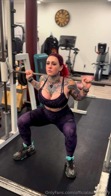 WORKOUT WEDNESDAY - Hams!Tips are appreciated - Subs get thi..