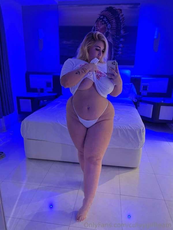 📸 @natalialozano to discover more 💕👀