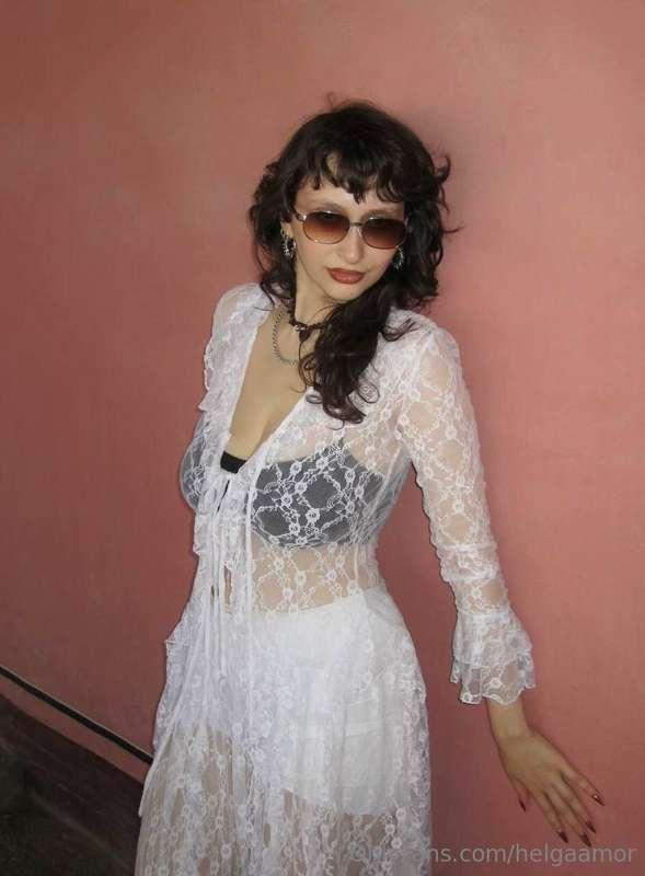 What are your plans for Friday night? 😉Shall we spend it tog..